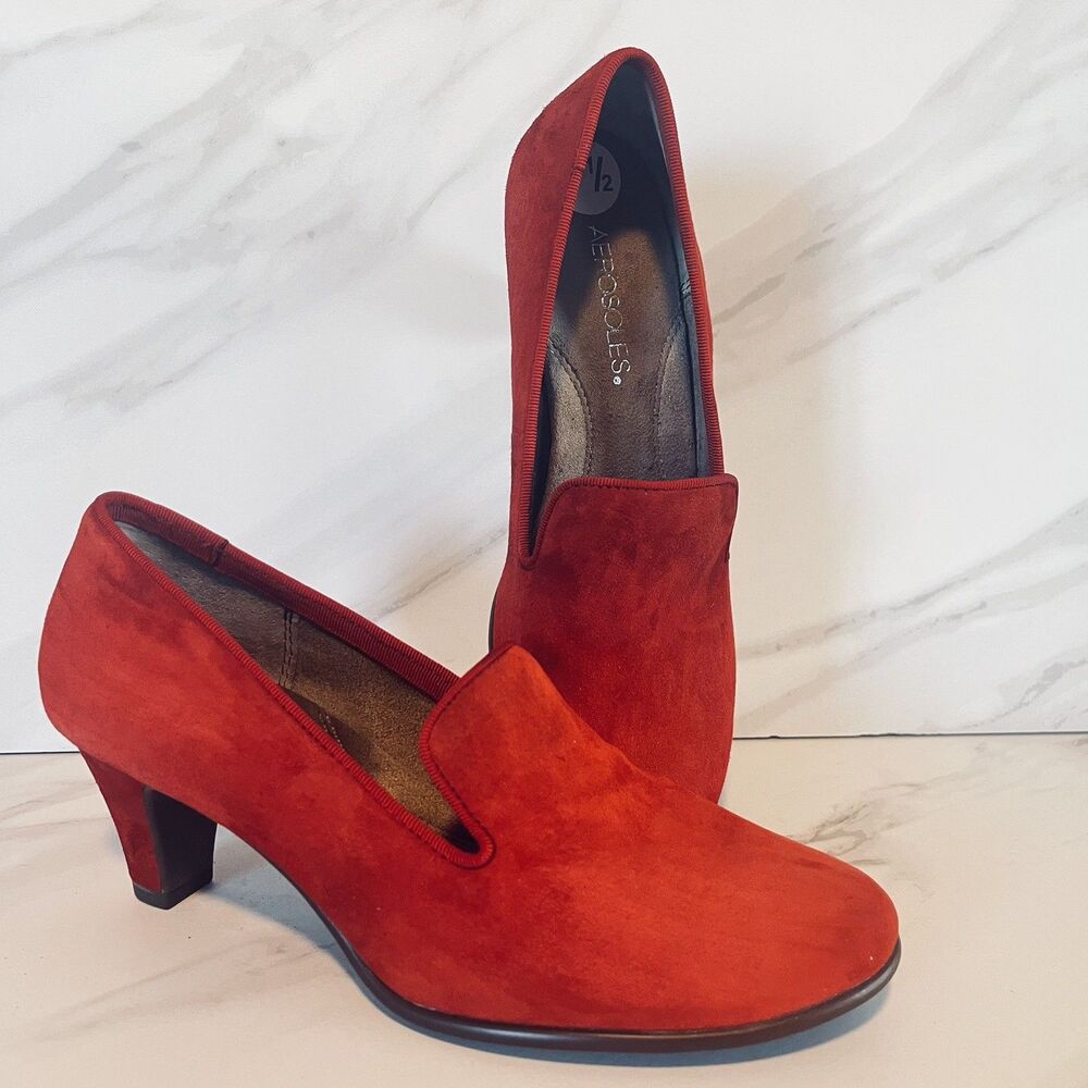Aerosoles Women's Red Carpet Classic Suede Leather Pumps 2in Block Heels 7.5